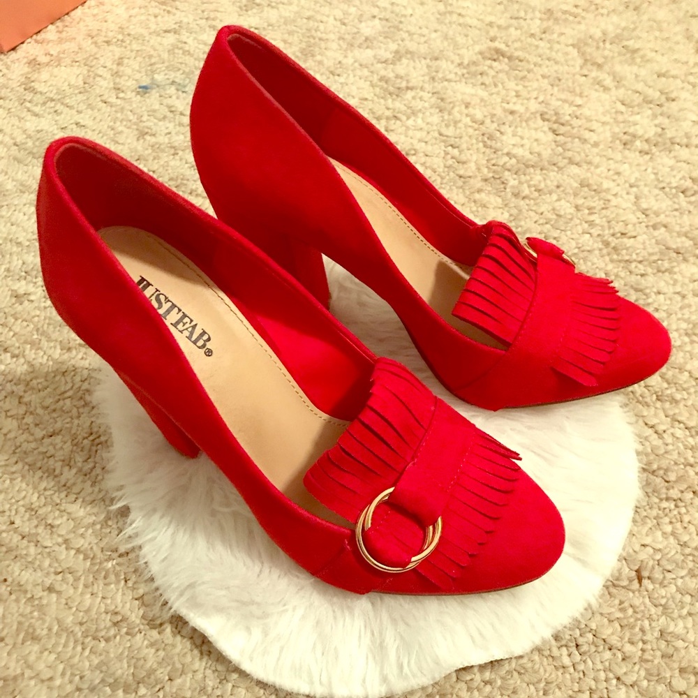 Vintage pumps